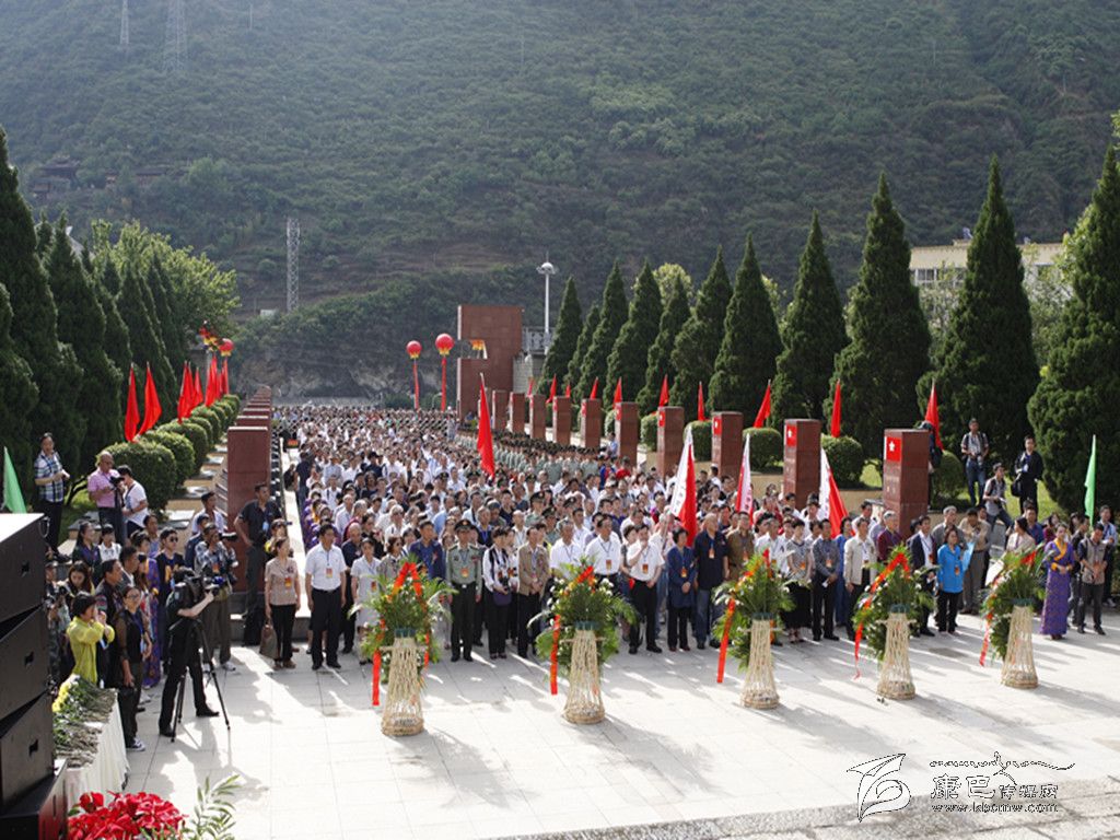 紀(jì)念紅軍長征在甘孜80周年暨紅色文化旅游宣傳活動(dòng)開幕掠影